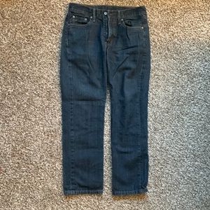 Levi 514 Straight Fit Jeans